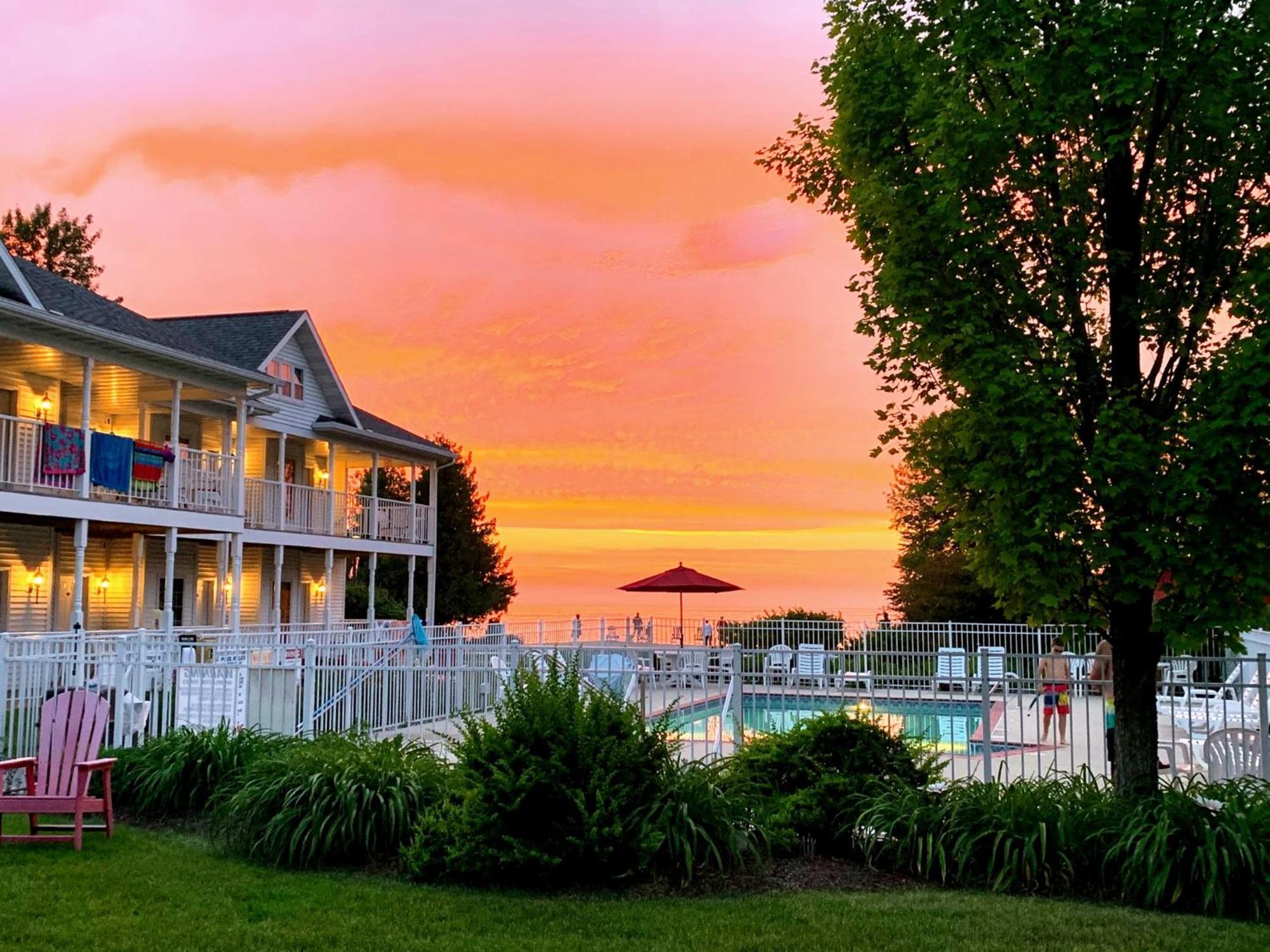Bay Breeze Resort Ephraim Eksteriør bilde