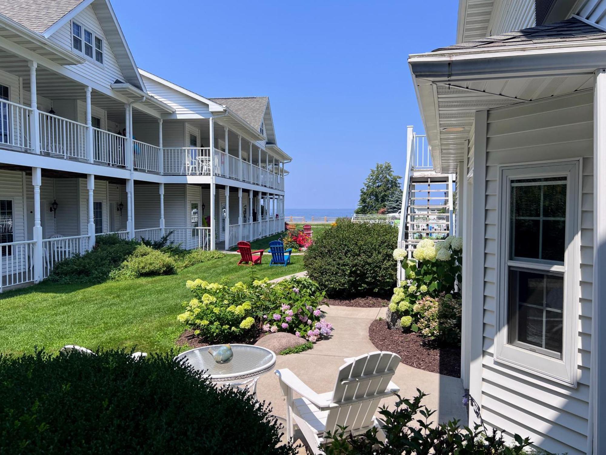 Bay Breeze Resort Ephraim Eksteriør bilde