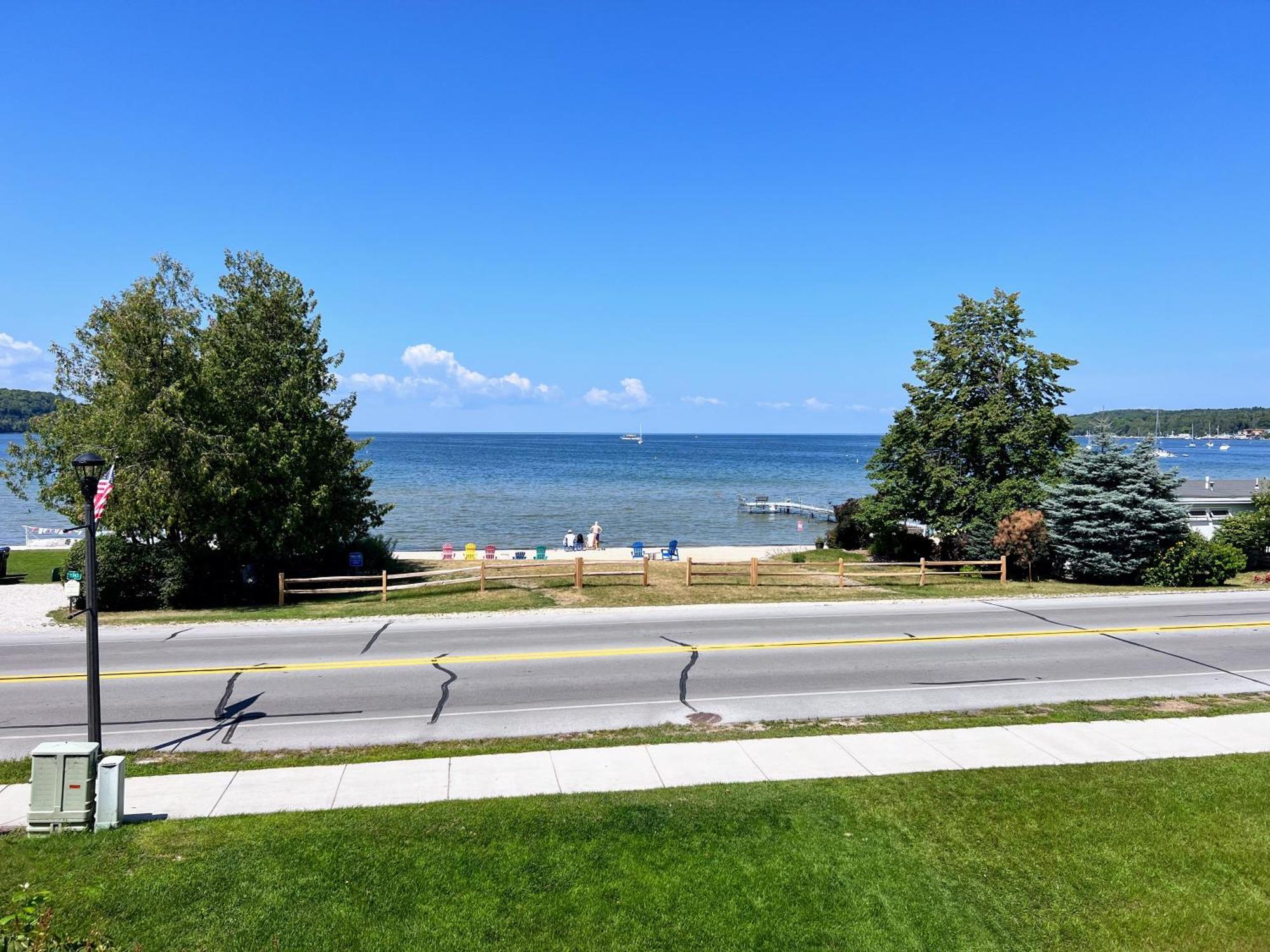 Bay Breeze Resort Ephraim Eksteriør bilde